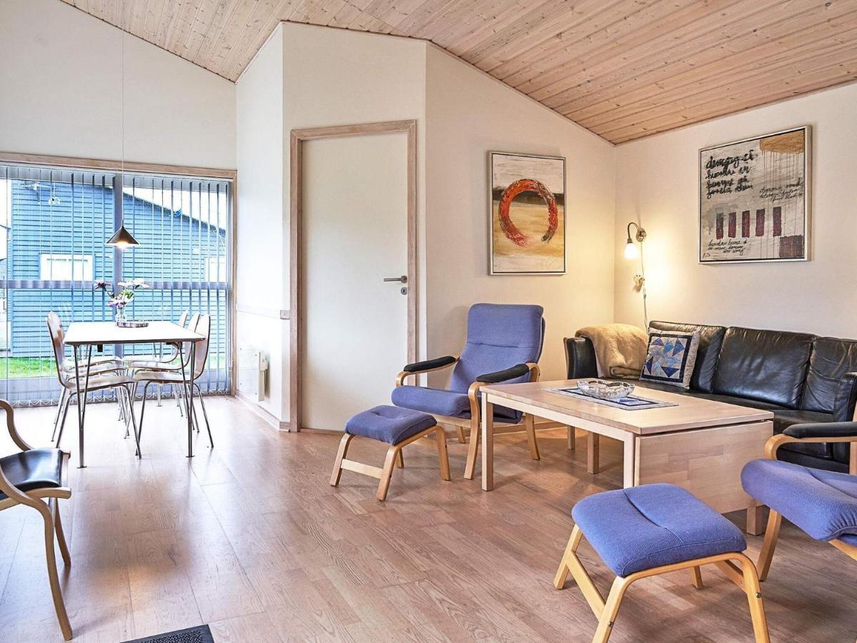8 Person Holiday Home In Gudhjem Rom bilde